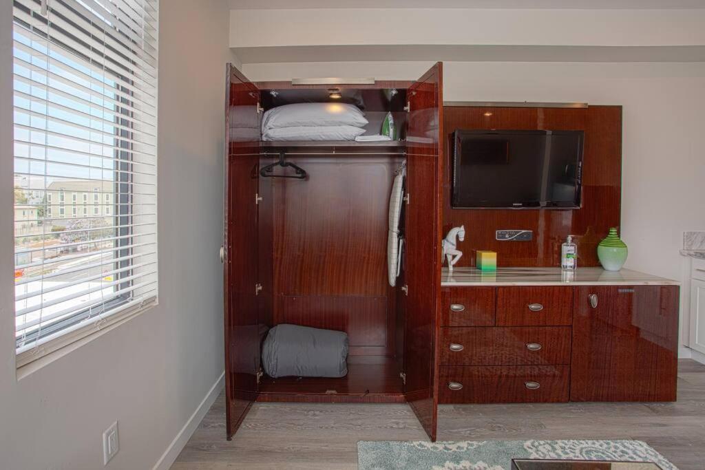 One Bedroom Apartment With San Diego Downtown View المظهر الخارجي الصورة
